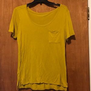 Mustard pocket tee!